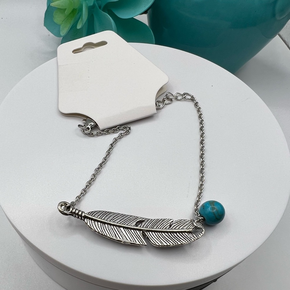 Silver Tone Ankle‎ Bracelet With Feather and Blue Bead NEW
